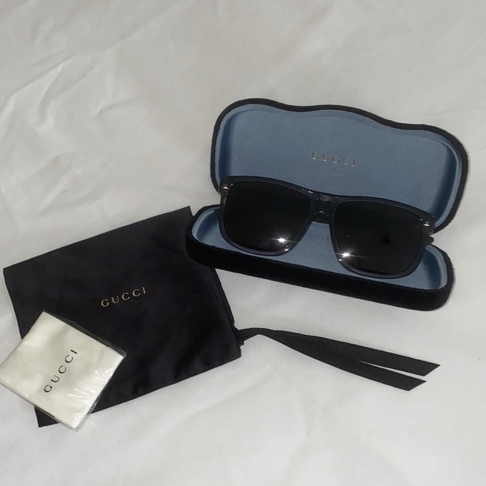 GUCCI NWOT Men’s Polarized Sunglasses